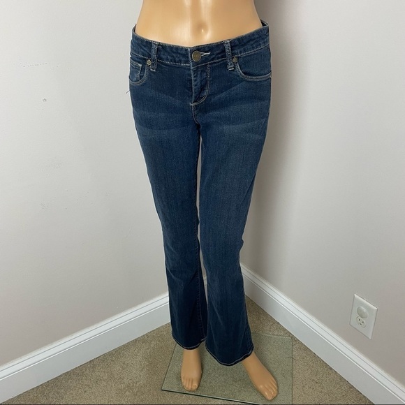 Kut from the Kloth Bootcut Jeans – Embroidered Button Pockets – Size 4 - Picture 2 of 14